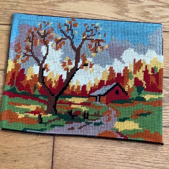 Two small needlepoint - Picture 2 of 3